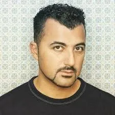 Özcan Akyol te gast  bij Gymnasium Celeanum Celetour Özcan Akyol te gast  bij Gymnasium Celeanum Celetour