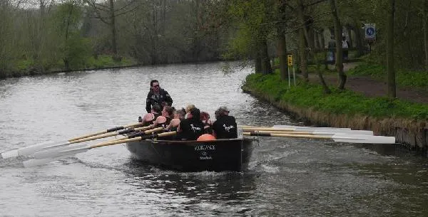 Nieuwste team 'Hattem Roeit' van start Nieuwste team 'Hattem Roeit' van start