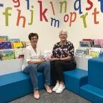Jaarverslag Bibliotheek Noord-Veluwe online en overhandigd aan wethouder Jaarverslag Bibliotheek Noord-Veluwe online en overhandigd aan wethouder