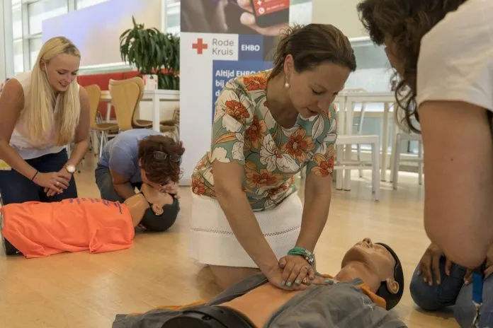 Rode-Kruis-EHBO-cursus-met-reanimatie-e1506425124522