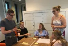 Jongeren uit de regio presenteren eigen bedrijf