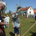 Puzzeltocht en schatgraven op Devotiefestival