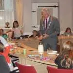 Ontbijt bij de burgemeester voor leerlingen van De Vlonder