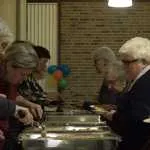 10 jaar Maaltijd Project Hattem: gratis eten en vooral gezelligheid