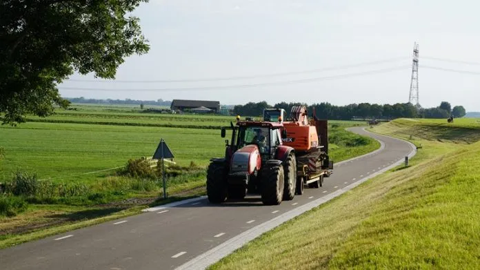 De-zomerdijk-tussen-Elburg-en-Noordeinde-Foto-Omroep-Gelderland
