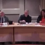Burgemeester en raadsleden nemen afscheid in buitengewone raadsvergadering