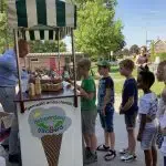 Leerlingen De Zaaier krijgen hoofdroute-ijs van wethouder