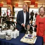 Bestuurlijke fusie Hanzeheerd en IJsselheem beklonken met taart