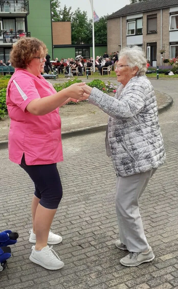 dansen bij de bongerd