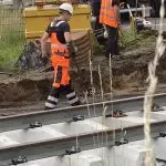 Speuren naar explosieven bij spoorovergang Hilsdijk