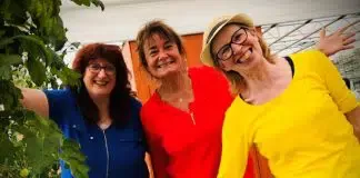 Homemaids bij Theeschenkerij Oldeniel