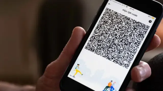 Amsterdam:,Netherlands,-,July,28,2021:,Smartphone,With,Qr,Code