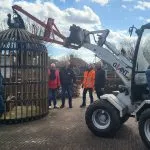 De kooi van Van Wassenaar is verplaatst
