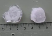 In beeld: Slecht weer teistert Hattem met wateroverlast en hagelstenen van bijna 3cm