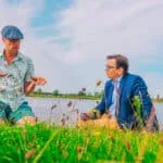 Tweede Kamerlid lost belofte in en neemt kijkje bij IJssel met uitzicht op Hattem