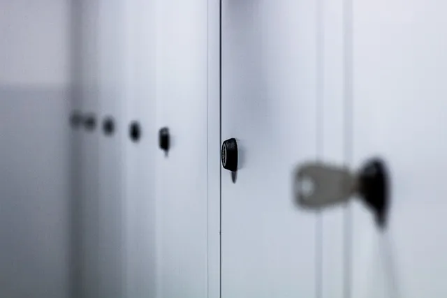 240204 kleedkamerlockers
