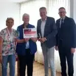 Geschenk voor Hof van Blom groot gebaar