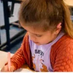 Een rolstoelbus voor Femke is noodzakelijk, want ‘het wil niet meer’