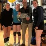 Volleybal met bitterballen