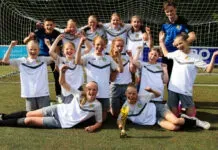 Meiden De Zaaier en jongens Van Heemstra kampioenen schoolvoetbaltoernooi