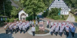 Dubbelconcert Fanfarekorps Ons Genoegen en Musikverein Harmonie Dünschede