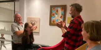 Kunstwerk ‘Stralend Vrede’ van Oekraïense kunstenares Violetta Mudrenko in Zalk onthuld