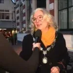 De burgemeester voor een dag taxi voor nieuwe kiezers