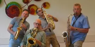 Laatste keer buitenconcert 2025 bij Theeschenkerij Oldeniel: Quatro Saxophonisch