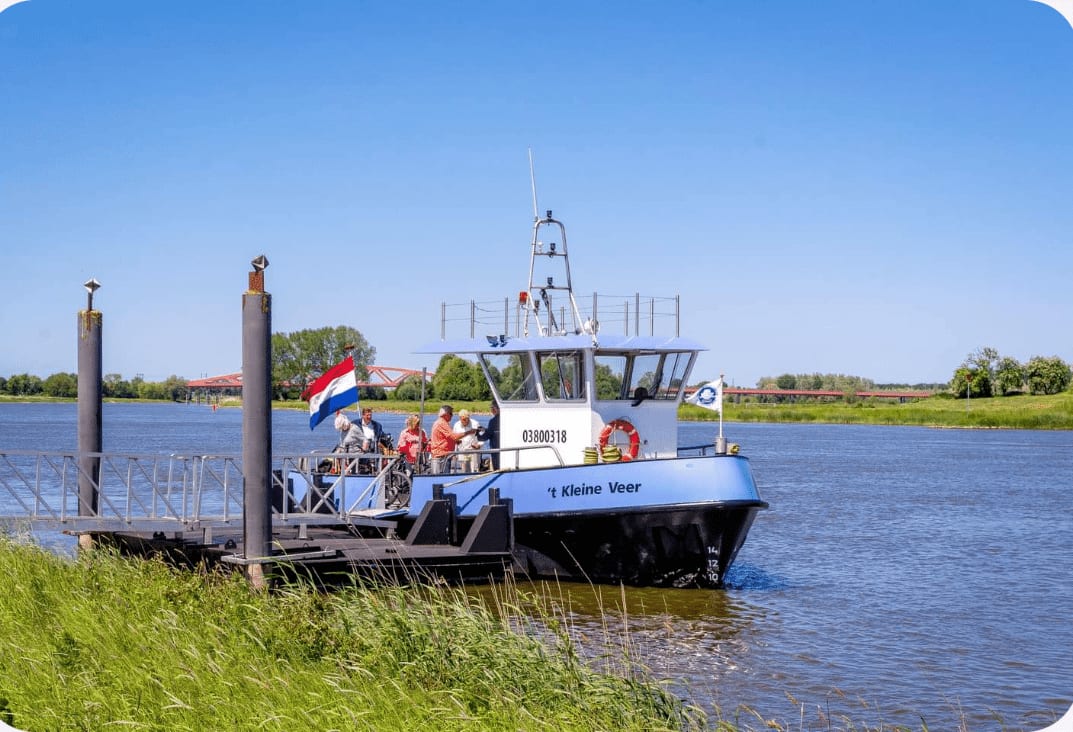 ‘t Kleine Veer vaart ondanks lage waterstand